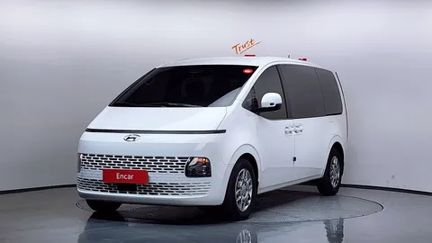 2022 Hyundai Staria Cargo 5-Seater