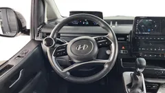 2022 Hyundai Staria Cargo 5-Seater — фото 13