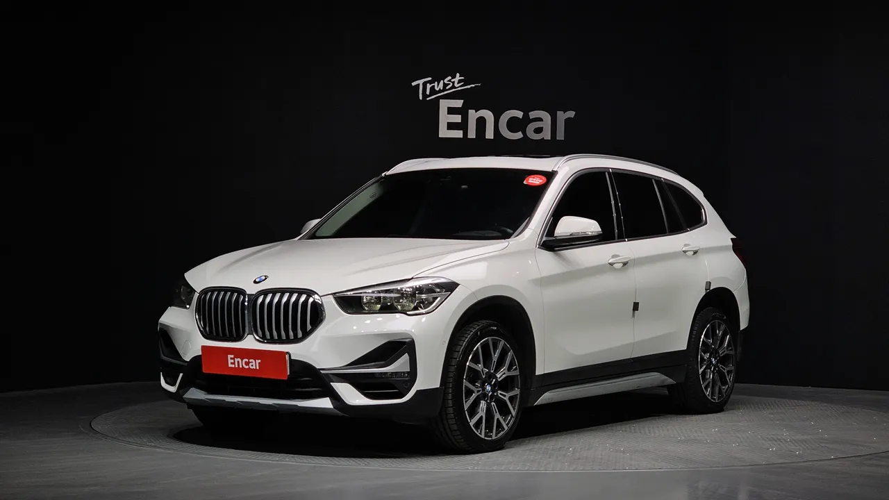 2022 BMW X1 xDrive 20i xLine