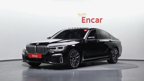 2021 BMW 7-Series 740i M Sport