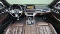 2021 BMW 7-Series 740i M Sport, чёрный — фото 7