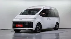 2023 Hyundai Staria 4WD Lounge 7-Seater — фото 1