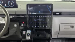 2023 Hyundai Staria 4WD Lounge 7-Seater — фото 14