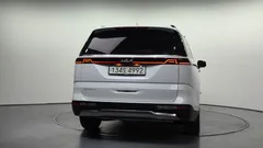 2023 Kia Carnival Diesel 9-Seater Noblesse — фото 4