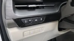 2023 Kia Carnival Diesel 9-Seater Noblesse — фото 13
