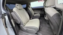 2023 Kia Carnival Diesel 9-Seater Noblesse — фото 19