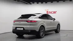 2023 Porsche Cayenne 3.0 COUPE PLATINUM EDITION, серо-серебристый — фото 2