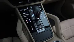 2023 Porsche Cayenne 3.0 COUPE PLATINUM EDITION, серо-серебристый — фото 9