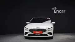 2023 Genesis G70 Gasoline 2.0T 4WD — фото 3