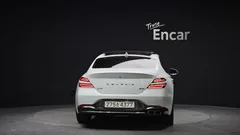2023 Genesis G70 Gasoline 2.0T 4WD — фото 4