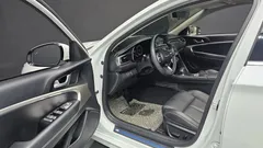 2023 Genesis G70 Gasoline 2.0T 4WD — фото 10