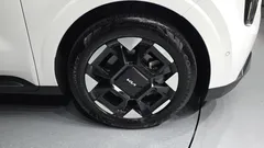 2024 Kia Canival Gasoline 9-Seater Signature, белый — фото 5