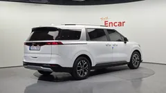 2022 Kia Carnival Diesel 9-Seater Prestige — фото 2