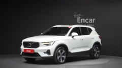 2023 Volvo XC40 B4 Ultimate Bright — фото 1
