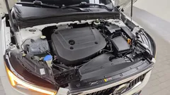 2023 Volvo XC40 B4 Ultimate Bright — фото 6