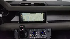 2023 Land Rover Defender 110 D250 SE — фото 14