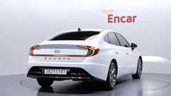 2022 Hyundai Sonata 2.0 — фото 2