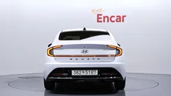 2022 Hyundai Sonata 2.0 — фото 4