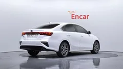 2021 Kia K3 Standard LED Pack, белый — фото 2