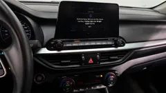 2021 Kia K3 Standard LED Pack, белый — фото 14