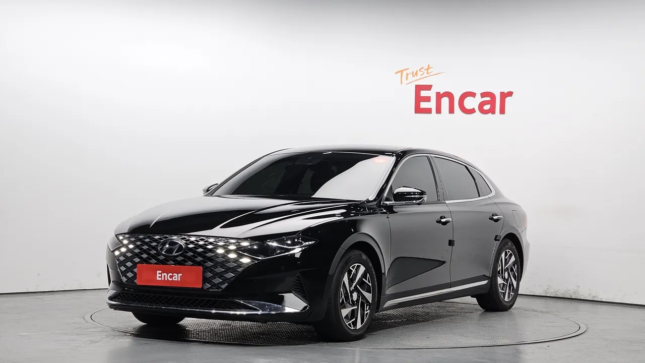 2022 Hyundai Grandeur Le Blanc