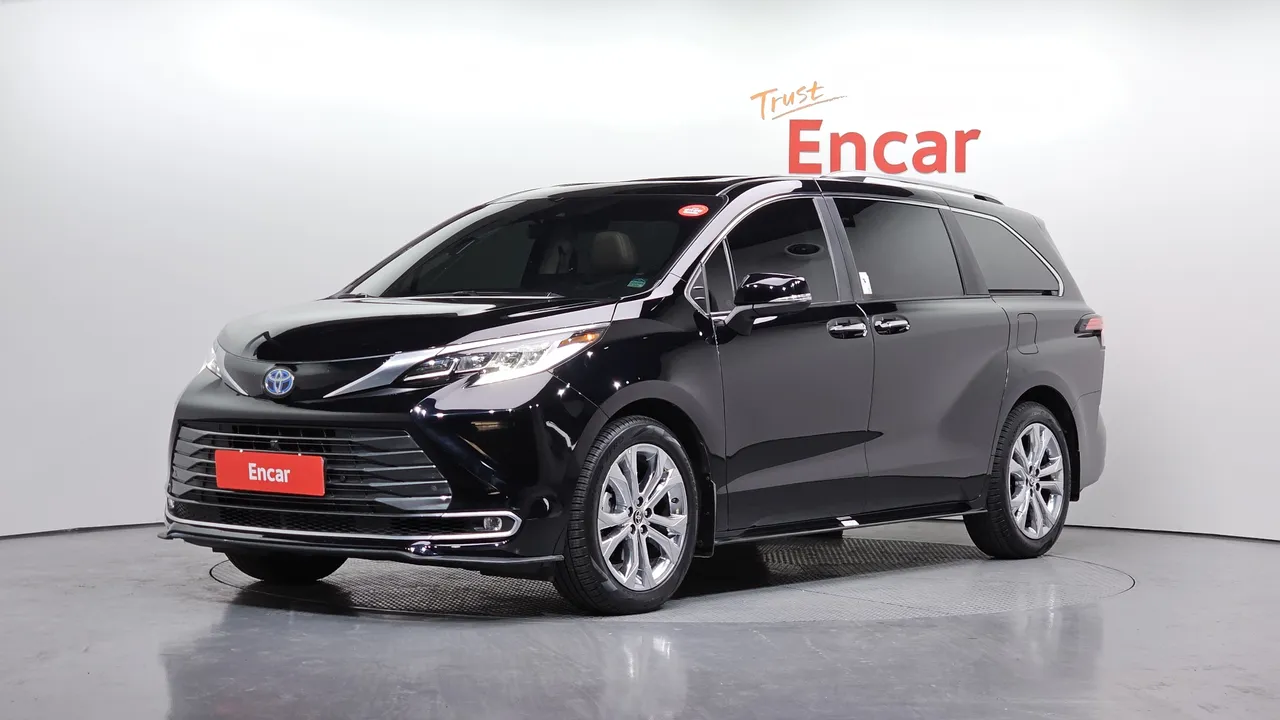 2023 Toyota Sienna 2.5 Hybrid 2WD