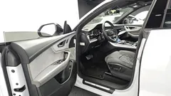 2023 Audi Q8 55 TFSI Quattro Premium, белый — фото 11