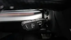 2023 Audi Q8 55 TFSI Quattro Premium, белый — фото 12