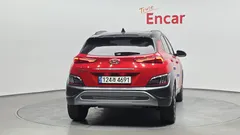 2022 Hyundai Kona Gasoline 2.0 2WD, красный — фото 4
