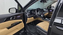 2023 Kia Carnival Diesel 9-Seater Signature — фото 10