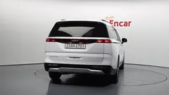 2022 Kia Carnival Diesel 9-Seater Prestige — фото 4