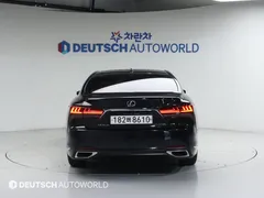2021 Lexus LS 3.5 Luxury AWD, чёрный — фото 4