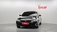 2022 BMW 5-Series 520i Luxury — фото 3