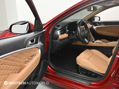 2021 Genesis G70 Gasoline 2.0T 4WD, красный — фото 15