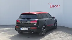 2023 Mini Clubman JCW, 담녹색 — фото 2