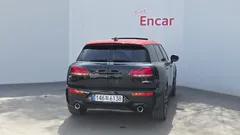 2023 Mini Clubman JCW, 담녹색 — фото 4