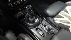 2023 Mini Clubman JCW, 담녹색 — фото 9