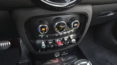 2023 Mini Clubman JCW, 담녹색 — фото 17