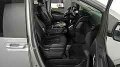 2023 Hyundai Staria Tourer 9-Seater — фото 11