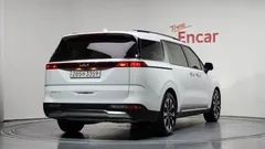2023 Kia Carnival Gasoline 7-Seater Signature — фото 2