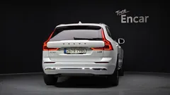 2022 Volvo XC60 B5 Inscription, белый — фото 4