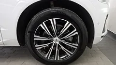 2022 Volvo XC60 B5 Inscription, белый — фото 5