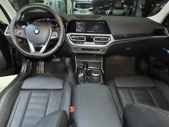 2022 BMW 3-Series 320i Luxury — фото 10