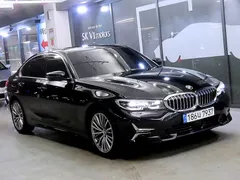 2022 BMW 3-Series 320i Luxury — фото 12