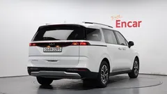 2023 Kia Carnival Diesel 9-Seater Prestige — фото 2