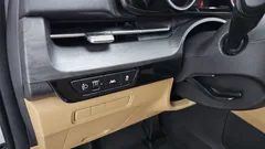 2023 Kia Carnival Diesel 9-Seater Prestige — фото 17