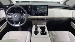 2025 Lexus LM 500h Executive — фото 7
