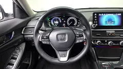 2022 Honda Accord 2.0 Hybrid Touring, белый — фото 13