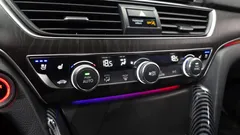 2022 Honda Accord 2.0 Hybrid Touring, белый — фото 16