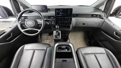2022 Hyundai Staria Cargo 5-Seater — фото 7